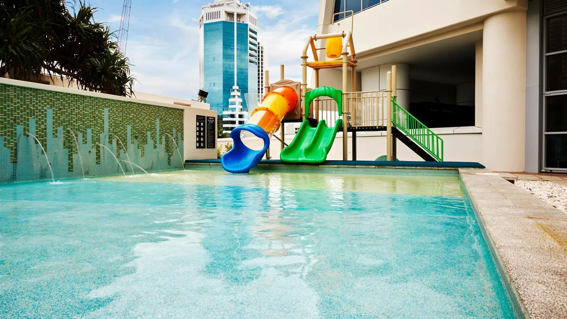 ***** Resort Hilton Surfers Paradise Hotel & Residences Gold Coast Australia